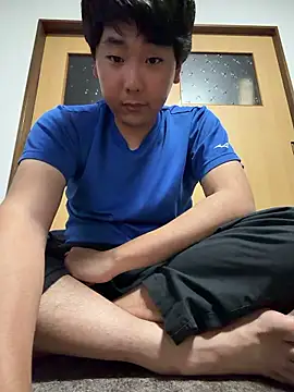 YuuYuu 010 online show from 06.17.26
