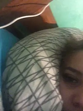 Snapshot of alexaparedes00 chatting on 06.19.26 alexaparedes00 online show from 06.19.26