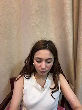 Snapshot of Lilywant chatting on 05.27.26 Lilywant online show from 05.27.26