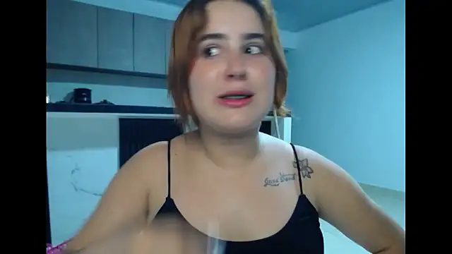 Snapshot of sweet_bella_29 chatting on 05.31.26 sweet bella 29 online show from 05.31.26
