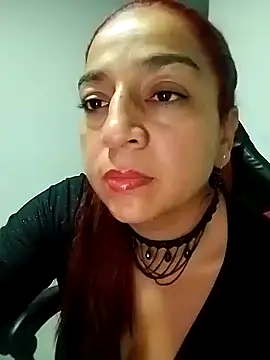 Snapshot of Tumilf chatting on 06.12.26 Tumilf online show from 06.12.26