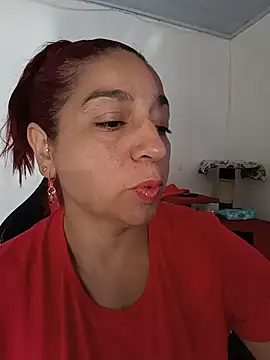 Snapshot of Tumilf chatting on 07.05.26 Tumilf online show from 07.05.26