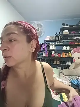 Snapshot of Tumilf chatting on 07.08.26 Tumilf online show from 07.08.26