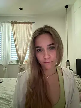 Snapshot of LillyStarr chatting on 06.27.26 LillyStarr online show from 06.27.26
