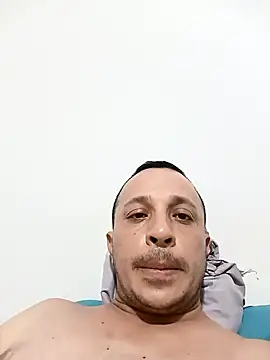 jorgeandru28 online show from 05.05.26