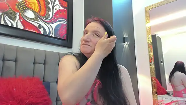 Snapshot of CloeMature chatting on 07.05.26 CloeMature online show from 07.05.26