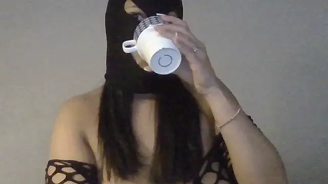 perlechaudasse online show from 05.06.26