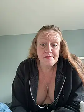 Kellilyn10 online show from 06.20.26