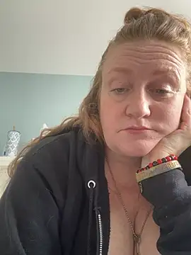 Kellilyn10 online show from 06.26.26