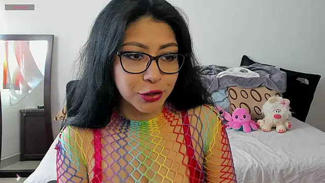 Snapshot of GoddessValentinaX chatting on 07.26.26 GoddessValentinaX online show from 07.26.26