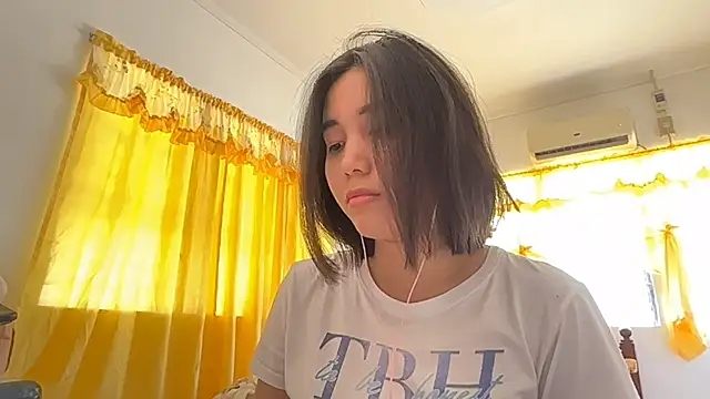 JenMilfeld online show from 05.08.26