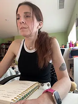 Raevyn online show from 05.19.26