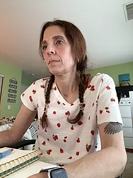 Raevyn online show from 06.17.26