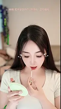Snapshot of singer-wenwan chatting on 05.14.26 singer-wenwan online show from 05.14.26