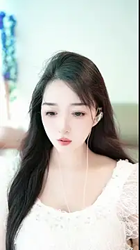 Snapshot of singer-wenwan chatting on 05.23.26 singer-wenwan online show from 05.23.26