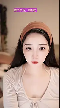 Snapshot of singer-wenwan chatting on 05.24.26 singer-wenwan online show from 05.24.26