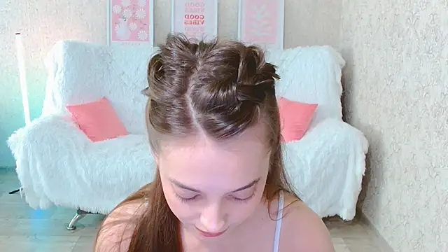 Snapshot of SiennaMia chatting on 06.09.26 SiennaMia online show from 06.09.26
