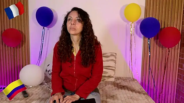 Snapshot of alissonandree chatting on 07.02.26 alissonandree online show from 07.02.26