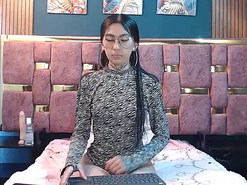 Snapshot of _aranza23 chatting on 05.15.26 aranza23 online show from 05.15.26