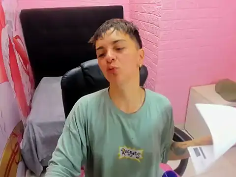 Snapshot of Hanna_Hott11 chatting on 07.18.26 Hanna Hott11 online show from 07.18.26