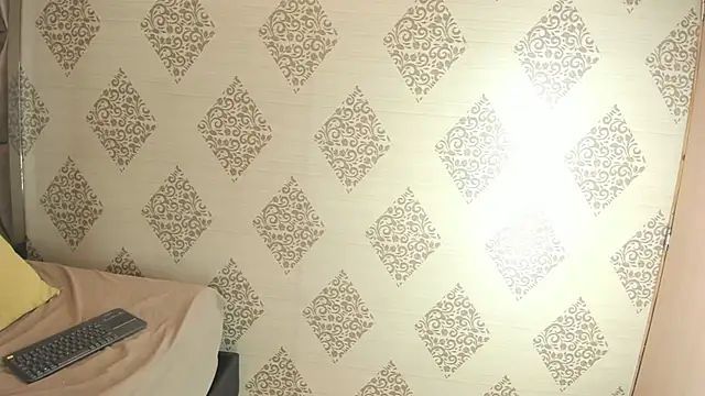Violett Carter online show from 06.05.26