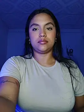 Snapshot of latin_indian chatting on 05.31.26 latin indian online show from 05.31.26