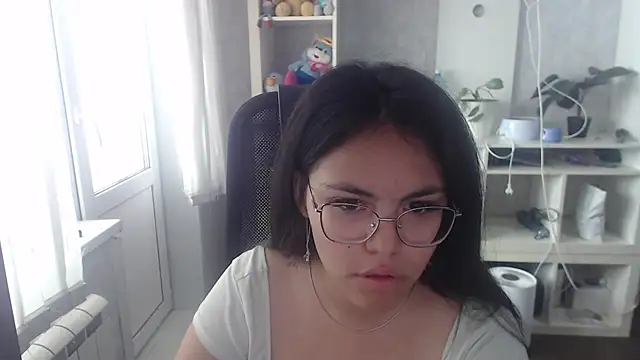 Snapshot of Anda_here chatting on 06.27.26 Anda here online show from 06.27.26