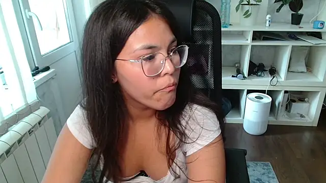 Snapshot of Anda_here chatting on 07.15.26 Anda here online show from 07.15.26