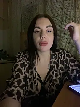 Snapshot of IsabellaJoutes chatting on 05.30.26 IsabellaJoutes online show from 05.30.26