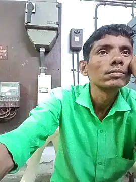 Hot-Parinda200 online show from 05.17.26