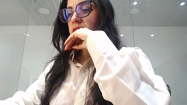 Snapshot of Lizeth_White_ chatting on 06.30.26 Lizeth White online show from 06.30.26