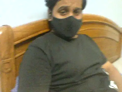 Snapshot of Ash_Naked chatting on 05.13.26 Ash Naked online show from 05.13.26
