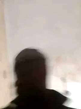 Snapshot of lowkeyjohns chatting on 06.05.26 lowkeyjohns online show from 06.05.26
