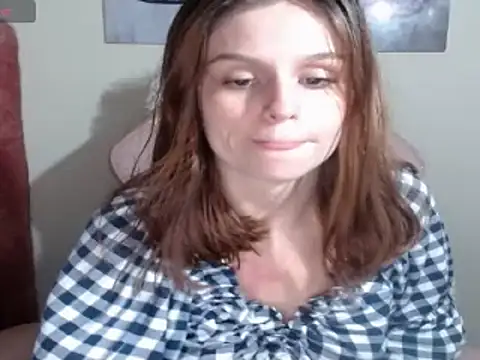 Snapshot of scarlethMoon18 chatting on 05.29.26 scarlethMoon18 online show from 05.29.26