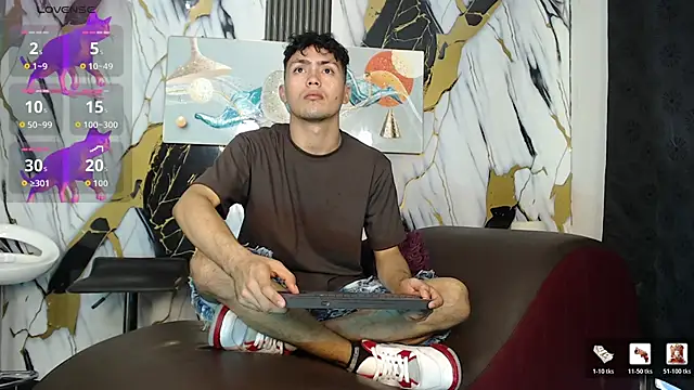 CAT LOVE1 online show from 06.07.26