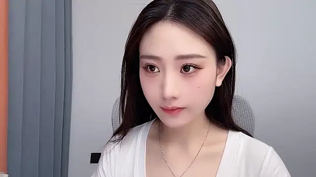  222Mia online show from 06.27.26