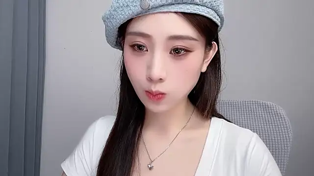  222Mia online show from 06.27.26
