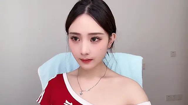  222Mia online show from 07.21.26
