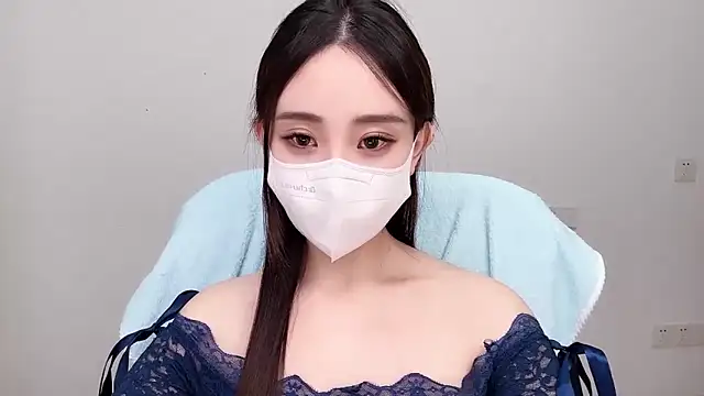  222Mia online show from 07.28.26