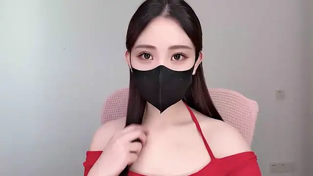 222Mia online show from 08.03.26