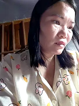Snapshot of -Trici- chatting on 06.05.26 -Trici- online show from 06.05.26