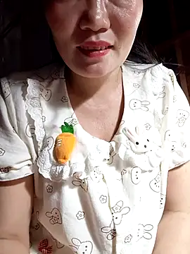 Snapshot of -Trici- chatting on 06.12.26 -Trici- online show from 06.12.26