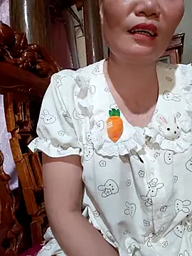 Snapshot of -Trici- chatting on 06.17.26 -Trici- online show from 06.17.26