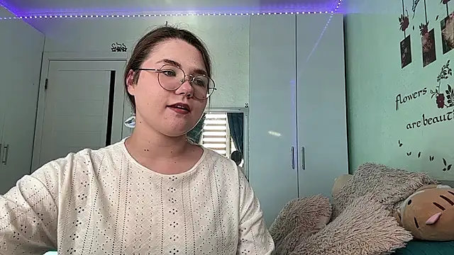 Janice Vasquez online show from 05.11.26