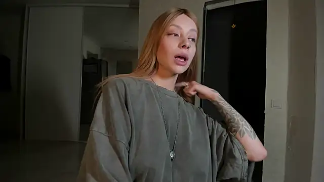 Snapshot of Jane_Bright chatting on 12.13.24 Jane Bright online show from 12.13.24