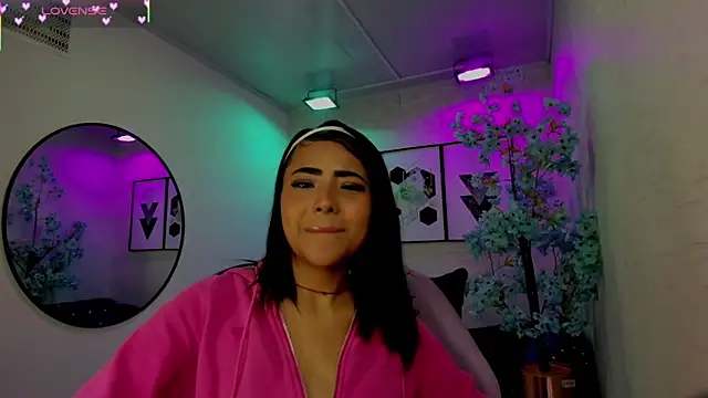 Madisson thompsonn online show from 06.16.26