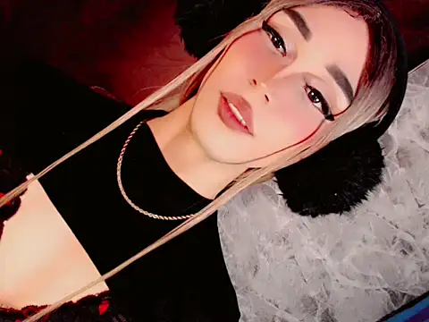 Snapshot of Megaan_Dolll chatting on 06.10.26 Megaan Dolll online show from 06.10.26