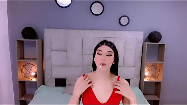 Snapshot of Hera_Persefone chatting on 05.22.26 Hera Persefone online show from 05.22.26