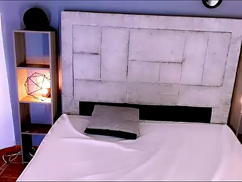 Snapshot of Hera_Persefone chatting on 05.28.26 Hera Persefone online show from 05.28.26