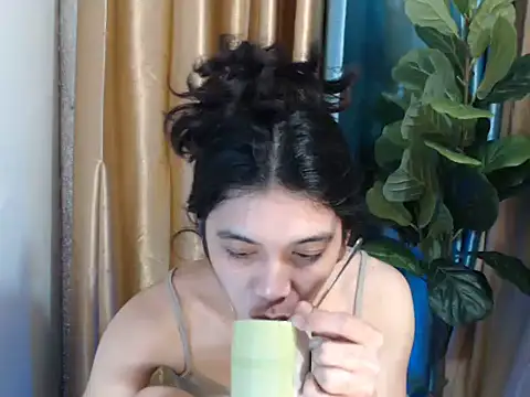 Snapshot of RoseAmarie chatting on 08.05.26 RoseAmarie online show from 08.05.26